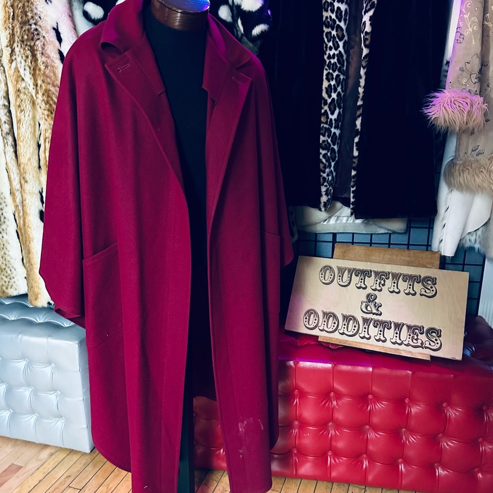 Vintage Pendleton 100% Virgin Wool Maroon Cape Poncho Coat